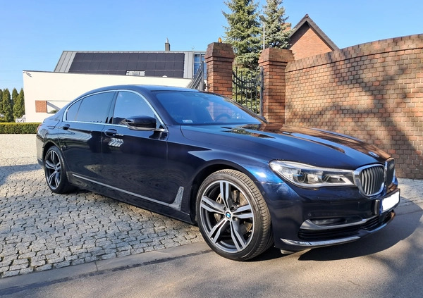 BMW Seria 7 cena 149000 przebieg: 251000, rok produkcji 2016 z Jarocin małe 46